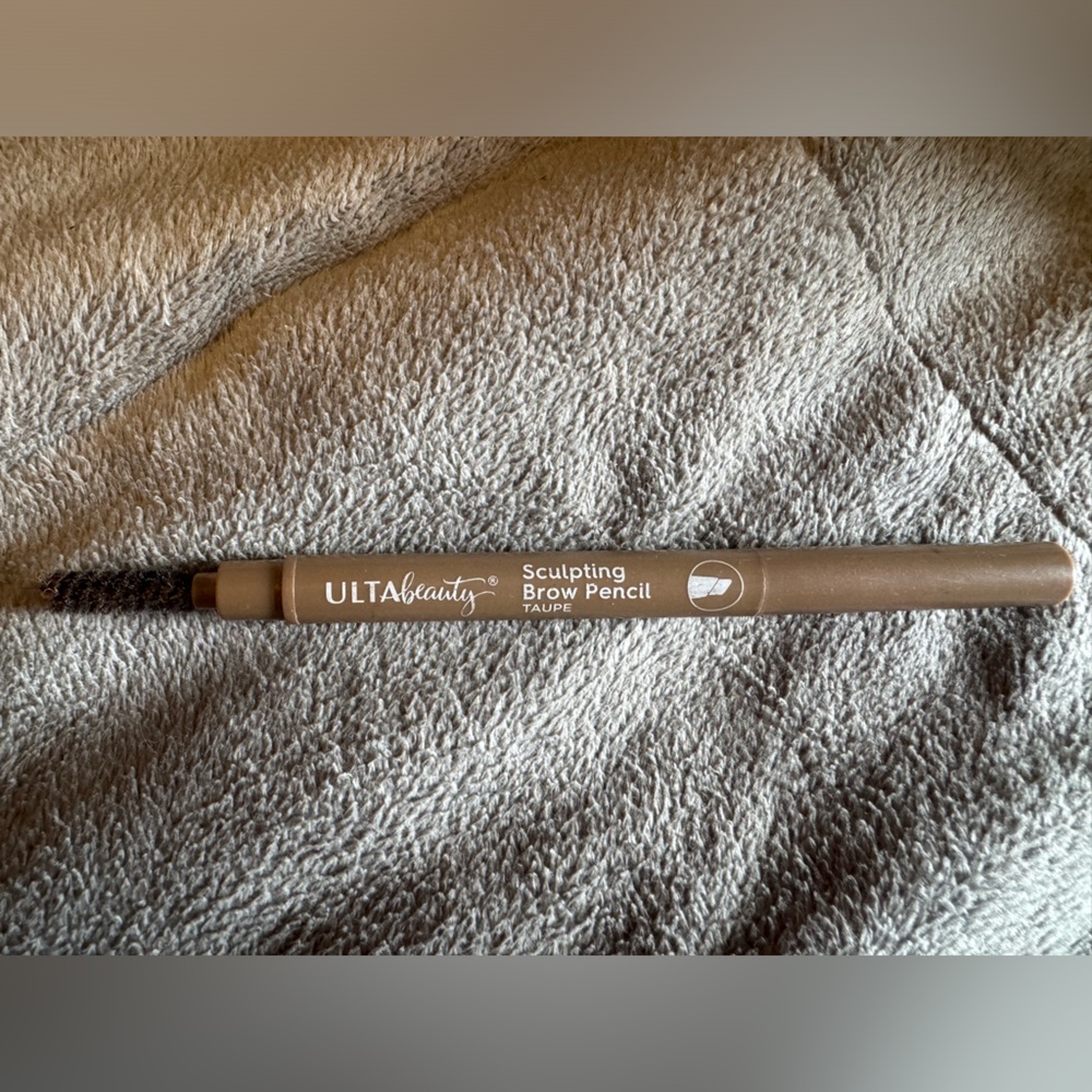 Ulta sculpting dual sided brow pencil
